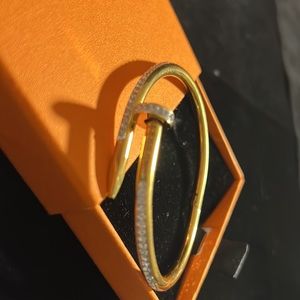 GOLD PLATED RHINESTONE BANGLE
